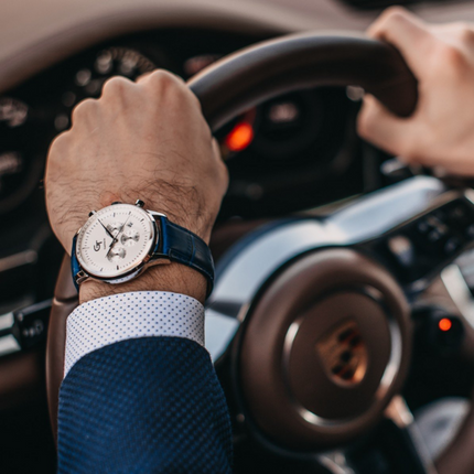 Chronograph mit Lederarmband