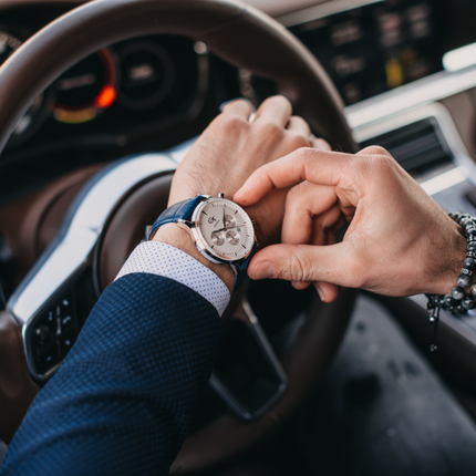 Chronograph mit Lederarmband