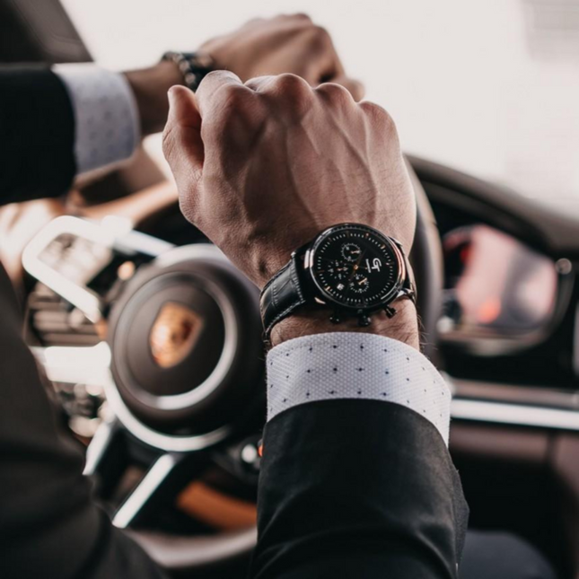 Chronograph mit Lederarmband