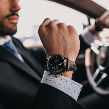 Chronograph mit Lederarmband