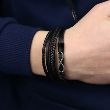 Mehrreihiges Infinity Lederarmband